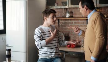 Adolescence in boys - advice from a psychologist